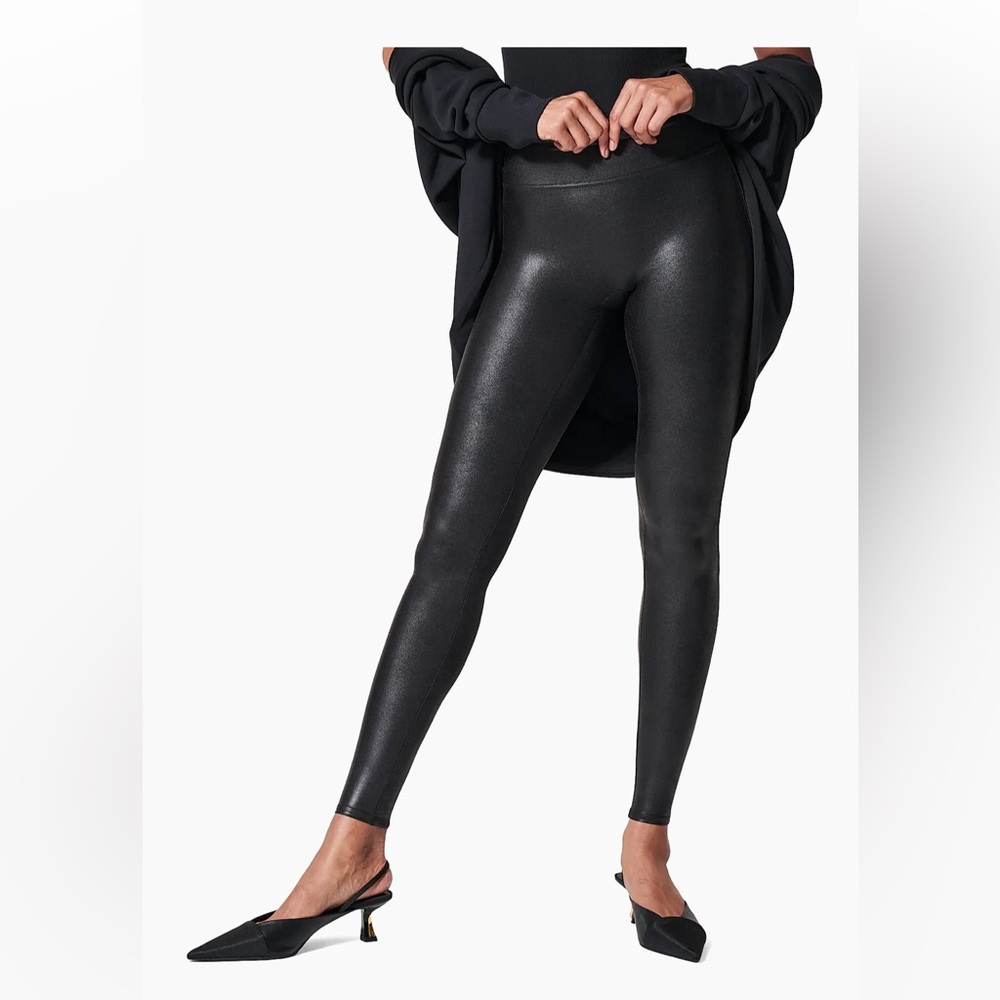 SPANX High-Shine Faux Leather Leggings in Black XS
